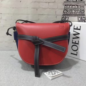 LOEWE GATE CROSS BAG<br>로에베 게이트 크로스백<br>[20x19x11.5cm]