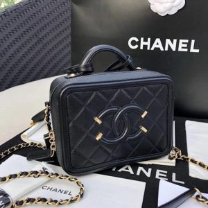 CHANEL VENITY BAG<br>샤넬 베니티 코스메틱 백<br>[17cm 캐비어 이태리 송아지가죽]