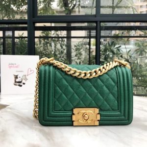 CHANEL BOY FLAP BAG <br>샤넬 보이 플랩 백<br>[20cm INCAS 정품소가죽]