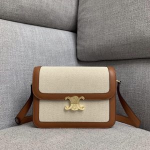 CELINE TRIOMPHE BAG M <br>셀린느 트리옹프 백 M