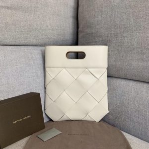 BOTTEGA VENETA SLIP TOTE BAG <br>보테가 베네타 슬립 토트 백