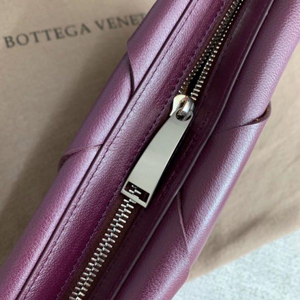 BOTTEGA VENETA POUCH BAG 보테가 베네타 파우치 백