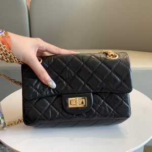 CHANEL 2.55 FLAP BAG<br>샤넬 2.55 플랩 백<br>[20cm MANTELELL 가죽]