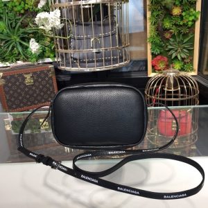 BALENCIAGA EVERYDAY CAMERA BAG <br>발렌시아가 에브리데이 카메라 백