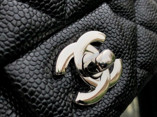 CHANEL CLASSIC FLAP BAG 샤넬 클래식 플랩 백