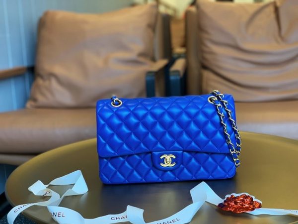 CHANEL CLASSIC FLAP BAG 샤넬 클래식 플랩 백