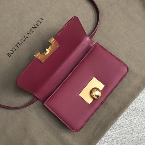 BOTTEGA VENETA CLASSIC BAG 보테가 베네타 클래식 백