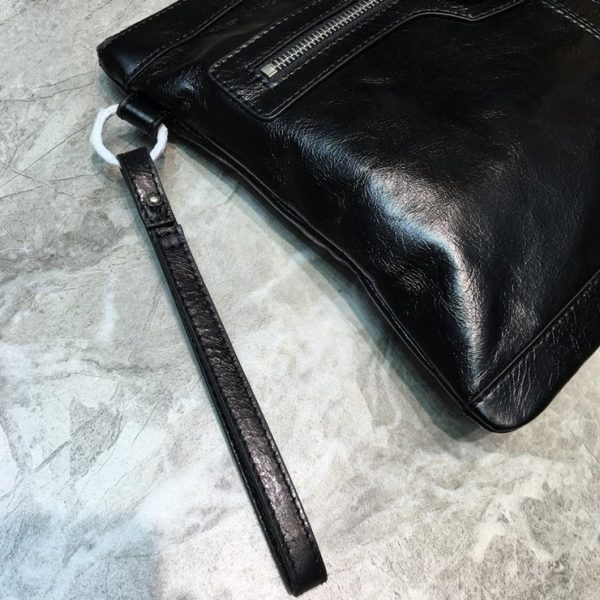 BALENCIAGA CLASSIC CLUTCH 발렌시아가 클래식 클러치