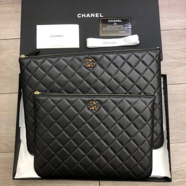 CHANEL 19 CLUTCH 샤넬 19 클러치