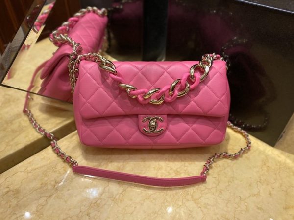 CHANEL CLASSIC FLAP BAG 샤넬 클래식 플랩 백