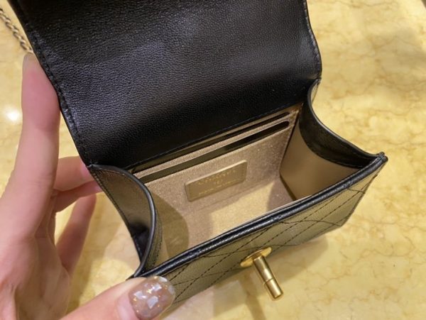 CHANEL FLAP BAG 샤넬 플랩 백