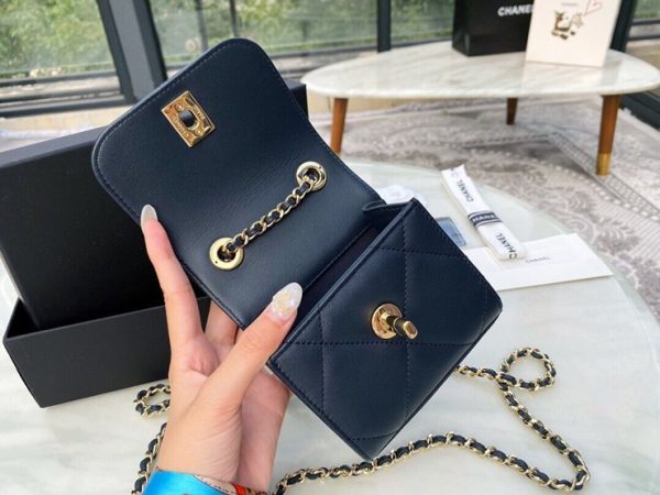 CHANEL FLAP BAG 샤넬 플랩 백