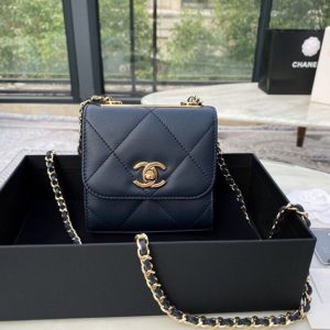 CHANEL FLAP BAG<br>샤넬 플랩 백<br>[11x11x5.5cm 이태리소가죽]