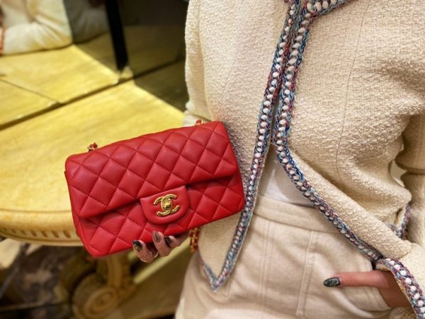 CHANEL CLASSIC FLAP BAG 샤넬 클래식 플랩 백