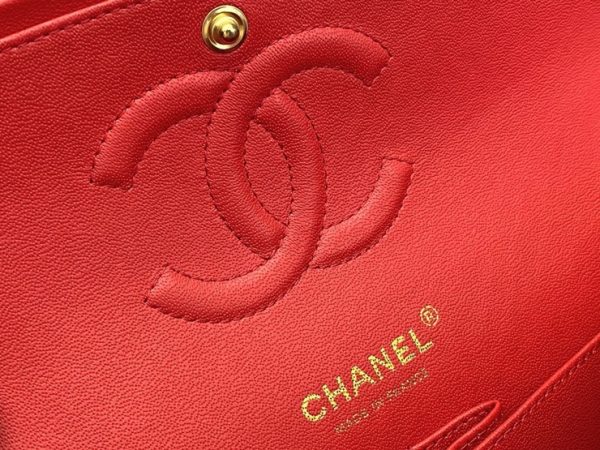 CHANEL CLASSIC FLAP BAG 샤넬 클래식 플랩 백