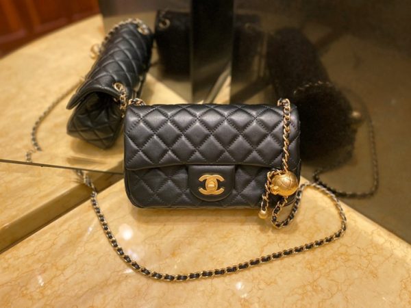 CHANEL FLAP BAG 샤넬 플랩 백