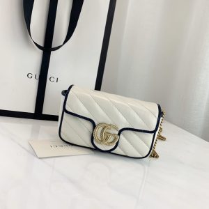 GUCCI GG MARMONT SHOULDER BAG<br>구찌 GG 마몬트 숄더백<br>[17.5×11.5x4cm 이태리가죽]