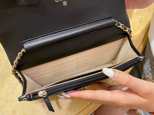 CHANEL CLASSIC WOC 샤넬 클래식 WOC