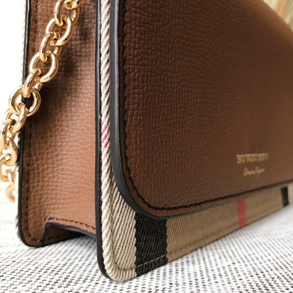 BURBERRY LEATHER SHOULDER BAG 버버리 숄더백