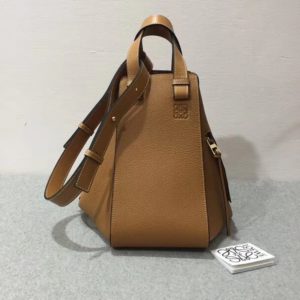 LOEWE HAMMOCK BAG MEDIUM<br>로에베 해먹백 미듐<br>[32x29x15cm]