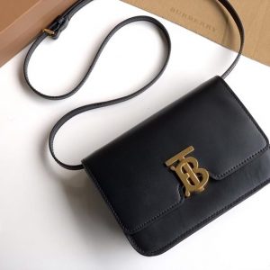 BURBERRY LEATHER TB SHOULDER MINI BAG <br>버버리 가죽 TB 미니 숄더 백