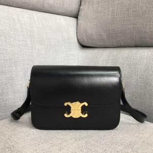 CELINE TRIOMPHE BAG M <br>셀린느 트리옹프 백 M