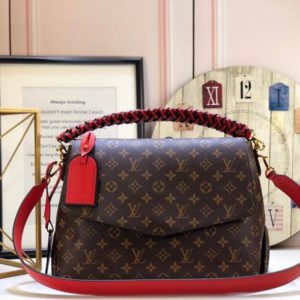 LOUIS VUITTON BEAUBOURG SHOULDER BAG<br>루이비통 보부르 숄더백<br>[35x24x15cm 이태리가죽]