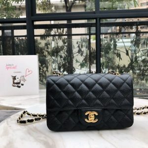 CHANEL CLASSIC FLAP BAG<br>샤넬 클래식 플랩 백<br>[20cm 이태리송아지가죽 캐비어]