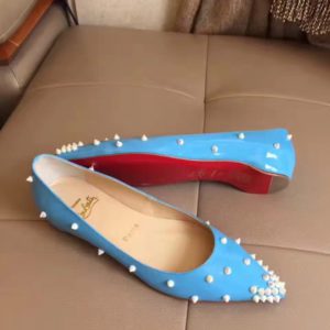 CHRISTIAN LOUBOUTIN SPIKED FLAT SHOES<br>크리스찬 루부탱 스파이크 플랫 슈즈<br><i>35-39 SIZE</i>