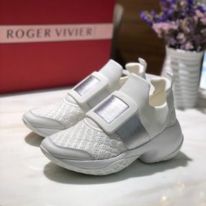 ROGER VIVIER VIV’RUN SNEAKERS<br>로저비비에 비브런 스니커즈<br><i>35-39 SIZE 7.5cm</i>