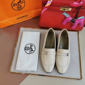 HERMES LEATHER LOAFER<br>에르메스 레더 로퍼<br><i>35-39 SIZE 이태리가죽</i>