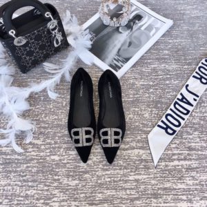 BALENCIAGA KNIFE BB FLAT BALLERINAS<br>발렌시아가 발레리나 슈즈<br><i>35-39 SIZE 이태리가죽</i>