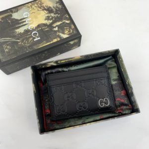 GUCCI GG SIGNATURE CARD CASE<br>구찌 GG 시그니처 카드 케이스<br><i>10x7cm 이태리가죽</i>