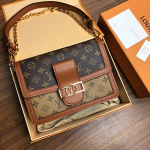 LOUIS VUITTON DAPHNE SHOULDER BAG<br>루이비통 다프네(도핀) 숄더백<br>[3사이즈]