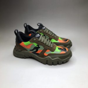 VALENTINO ROCKRUNER CAMOUFLAGE SNEAKER<br>발렌티노 락러너 카모플라쥬 스니커즈<br><i>남녀공용 35-44 SIZE 제작+3일</i>