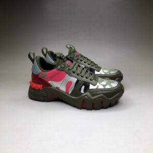 VALENTINO ROCKRUNER CAMOUFLAGE SNEAKER<br>발렌티노 락러너 카모플라쥬 스니커즈<br><i>남녀공용 35-44 SIZE 제작+3일</i>