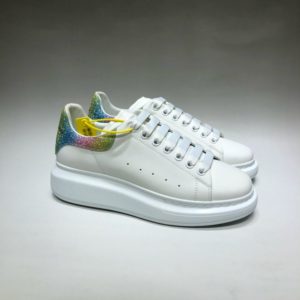 ALEXANDER MCQUEEN OVERSIZED SNEAKERS<br>알렉산더 맥퀸 오버솔 스니커즈<br><i>35-44 SIZE 최상급</i>