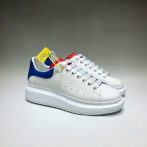 ALEXANDER MCQUEEN OVERSIZED SNEAKERS<br>알렉산더 맥퀸 오버솔 스니커즈<br><i>35-44 SIZE 최상급</i>