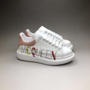 ALEXANDER MCQUEEN OVERSIZED SNEAKERS<br>알렉산더 맥퀸 오버솔 스니커즈<br><i>35-44 SIZE 최상급</i>