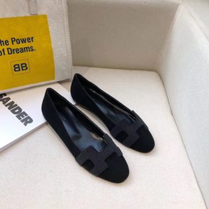 HERMES ROXANE FLAT SHOES<br>에르메스 록사네 플랫 슈즈<br><i>35-40 SIZE 이태리가죽</i>