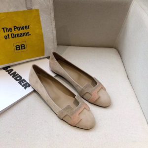 HERMES ROXANE FLAT SHOES<br>에르메스 록사네 플랫 슈즈<br><i>35-40 SIZE 이태리가죽</i>