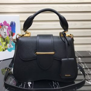 PRADA SAFFIANO LAEATHER SIDONIE SHOULDER BAG<br>프라다 사피아노 시도니 숄더백<br>[29×20.5×9.5cm 사피아노가죽]