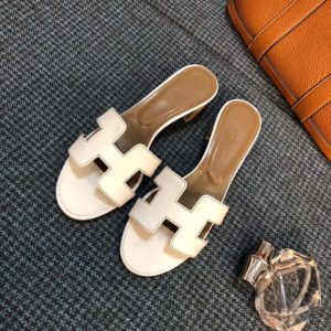 HERMES OASIS SANDAL<br>에르메스 오아시스 샌들<br><i>35-40 SIZE 굽 5cm</i>