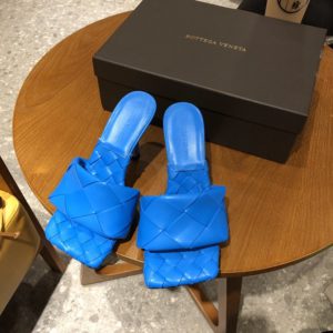 BOTTEGA VENETA LIDO SANDAL<br>보테가 베네타 리도 샌들<br><i>35-40 SIZE 굽 9cm</i>