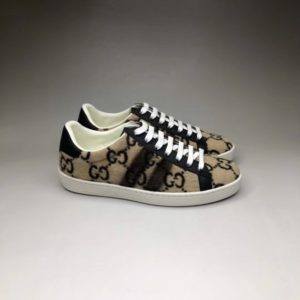 GUCCI ACE LATHER SNEAKERS<br>구찌 에이스 레더 스니커즈<br><i>남여공용 35-44 SIZE</i>