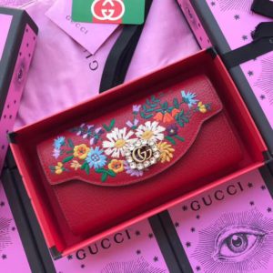 GUCCI FLORAL EMBROIDER WALLET<br>구찌 플로랄 엠브로이더 장지갑<br><i>19x10x3cm</i>