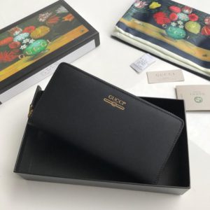 GUCCI GG LOGO ZIPPER WALLET<br>구찌 GG 로고 지퍼 지갑<br><i>19×10.5cm 이태리가죽</i>