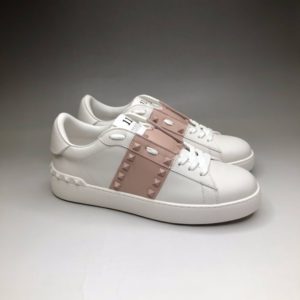 VALENTINO ROCKSTUD SNEAKER<br>발렌티노 락스터드 스니커즈<br><i>남녀공용 35-44 SIZE 제작+3일</i>