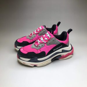 BALENCIAGA TRIPLE S<br>발렌시아가 트리플 S 스니커즈<i>35-45 SIZE 최상급</i>