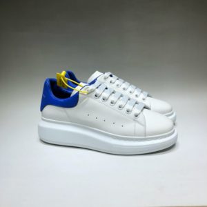 ALEXANDER MCQUEEN OVERSIZED SNEAKERS<br>알렉산더 맥퀸 오버솔 스니커즈<br><i>35-44 SIZE 최상급</i>